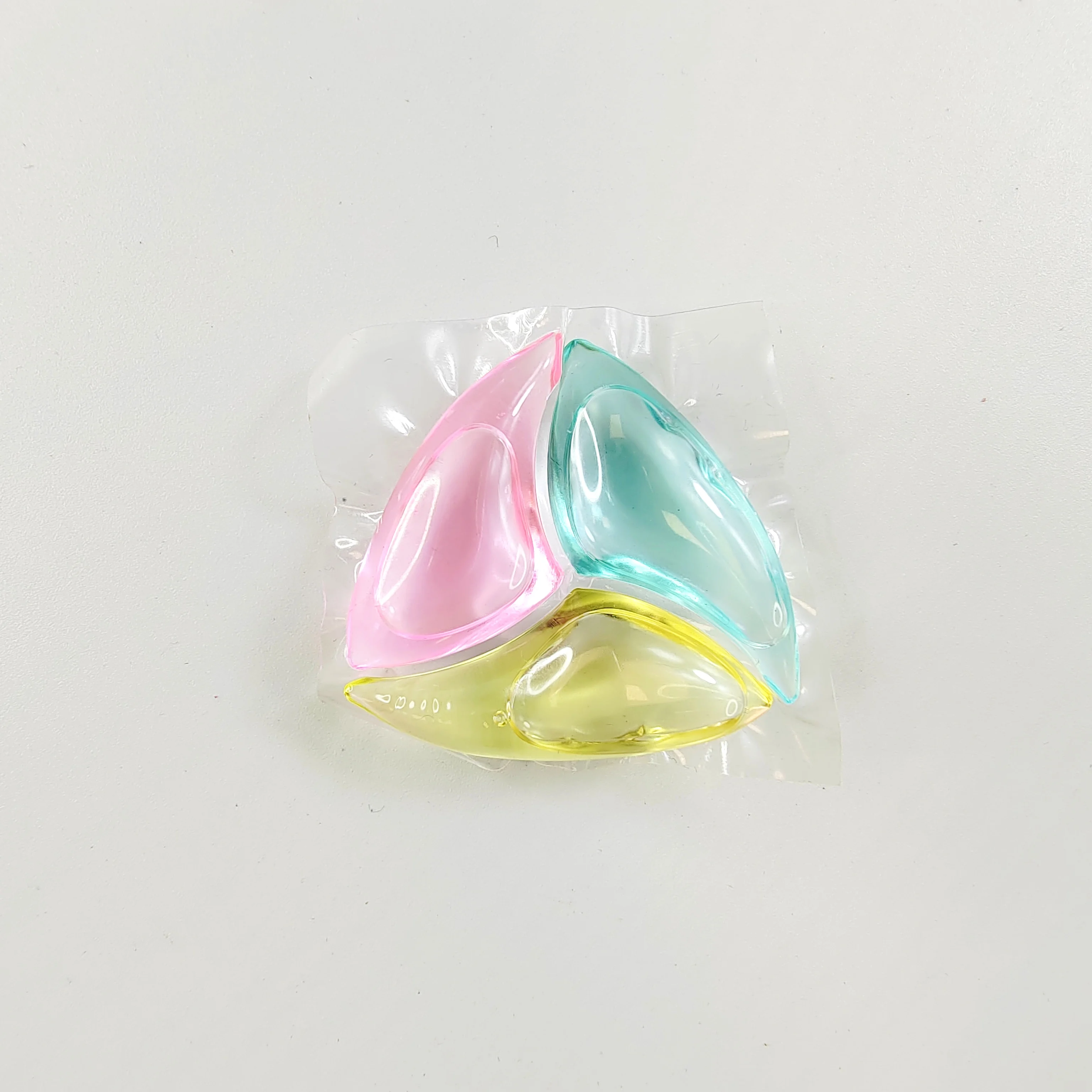 2024 hot sale Liquid Washing Powder Laundry Detergent Capsules Pods Baby Detergent Natural