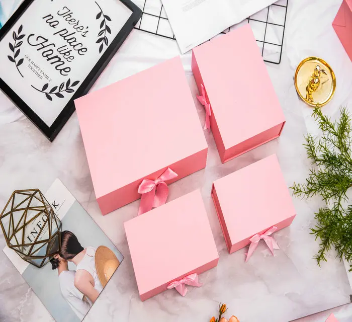 Small gift boxes with lid black blue pink color for gifts art packging cardboard box