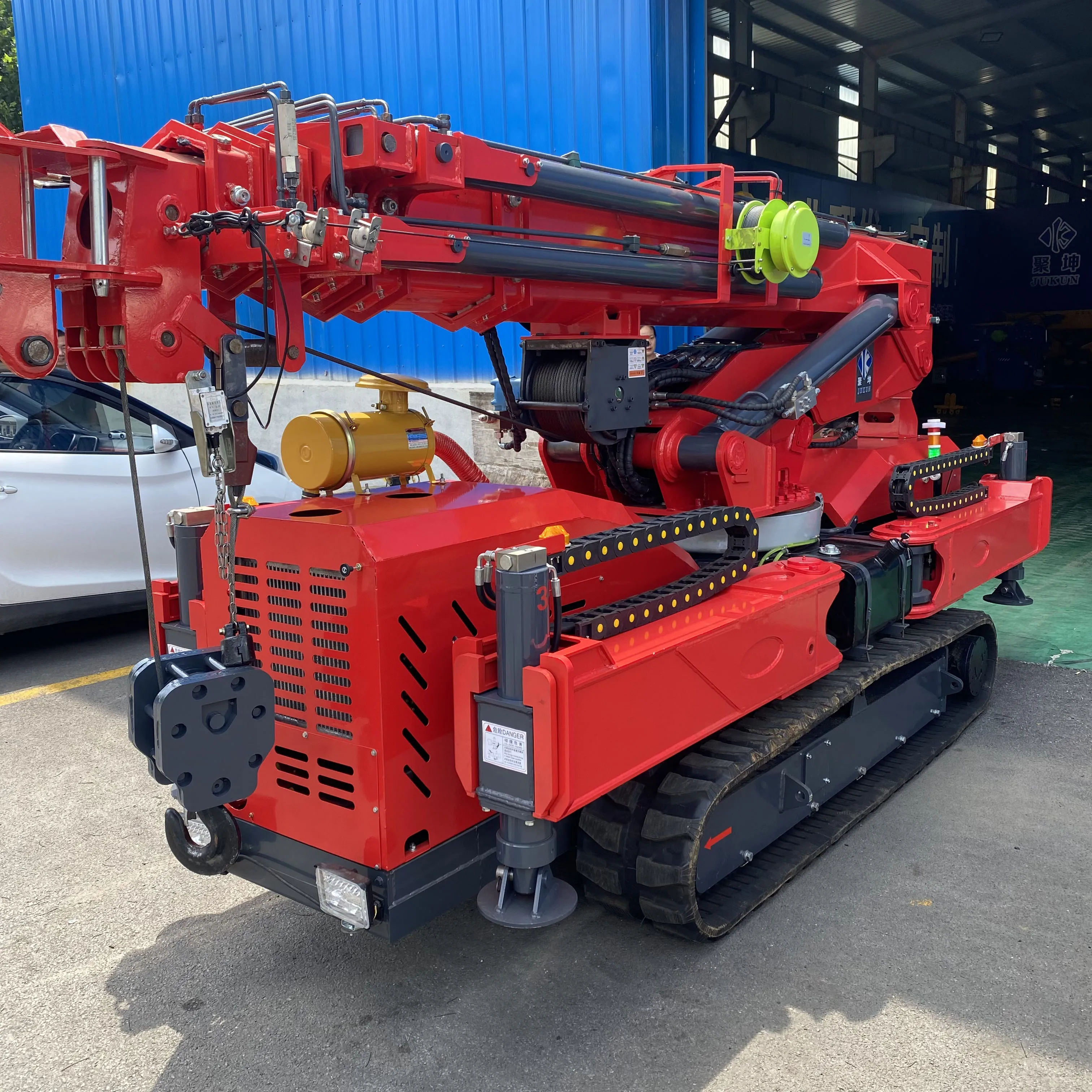 Hot Selling Low Profile Knuckle Boom Crane Truck Equipment New Used Construction Gear Motor Manufacturing Plant Folding Boom
