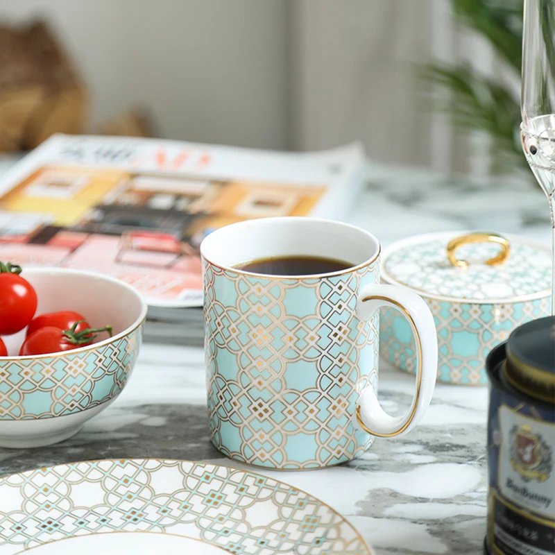 China Professional Manufacture Attractive Price Fine Bone China Straight Mug