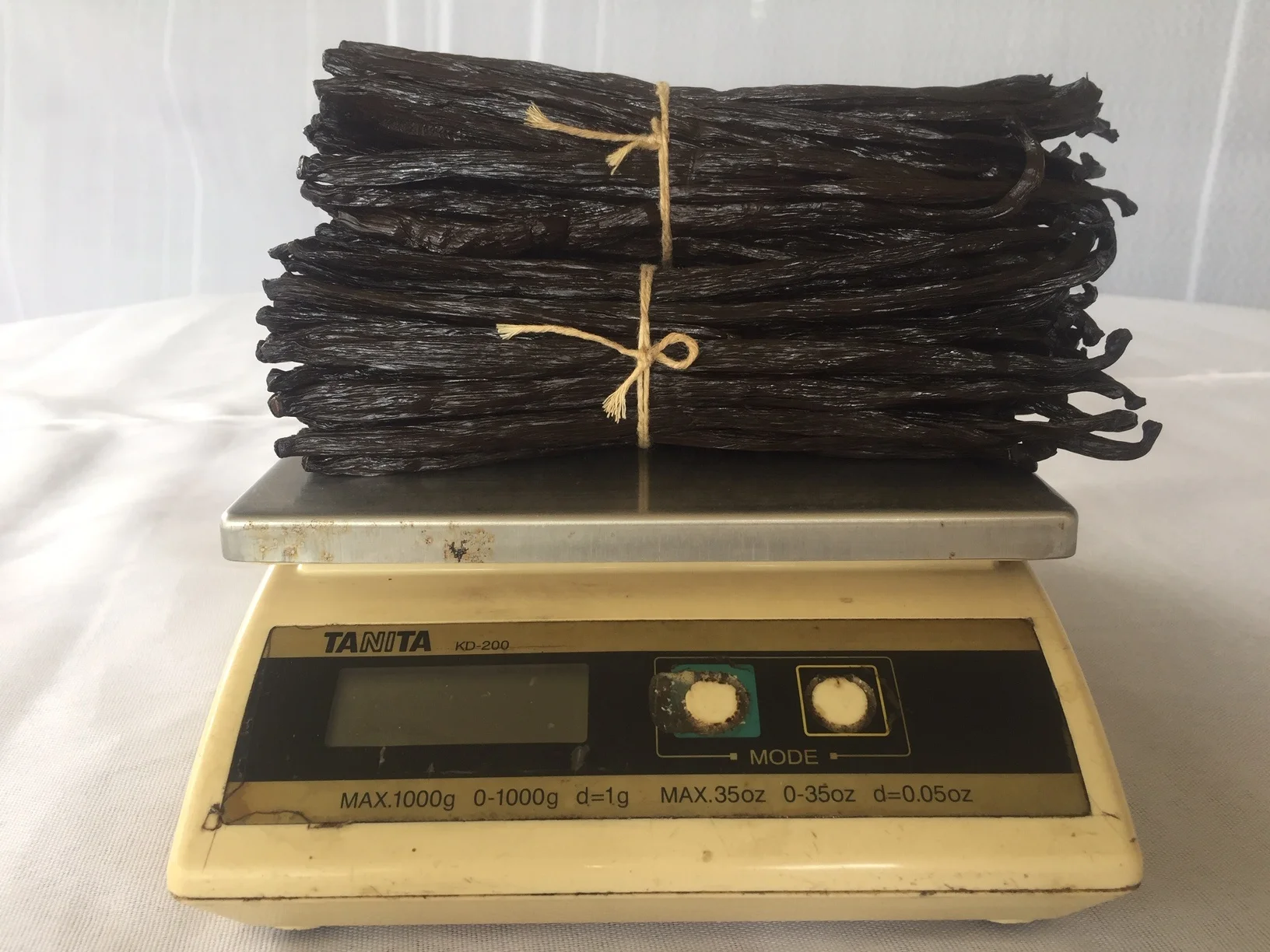RENDAH PLANIFOLIA GOURMET 18-19CM VANILLA BEANS Super Premium Quality Indonesia Hot Selling Bourbon Vanilla Pods with Best Price