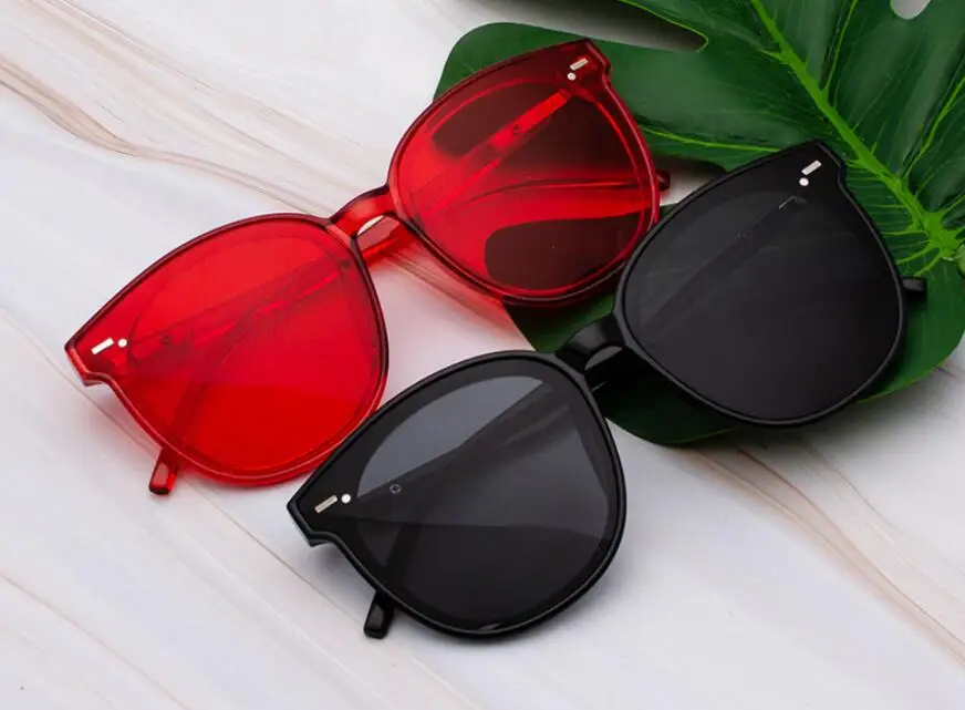 Top sale Hot 2021 big sunglasses women men UV400 Cat3 plastic Unisex wholesale new GM gentle trendy Sunglasses