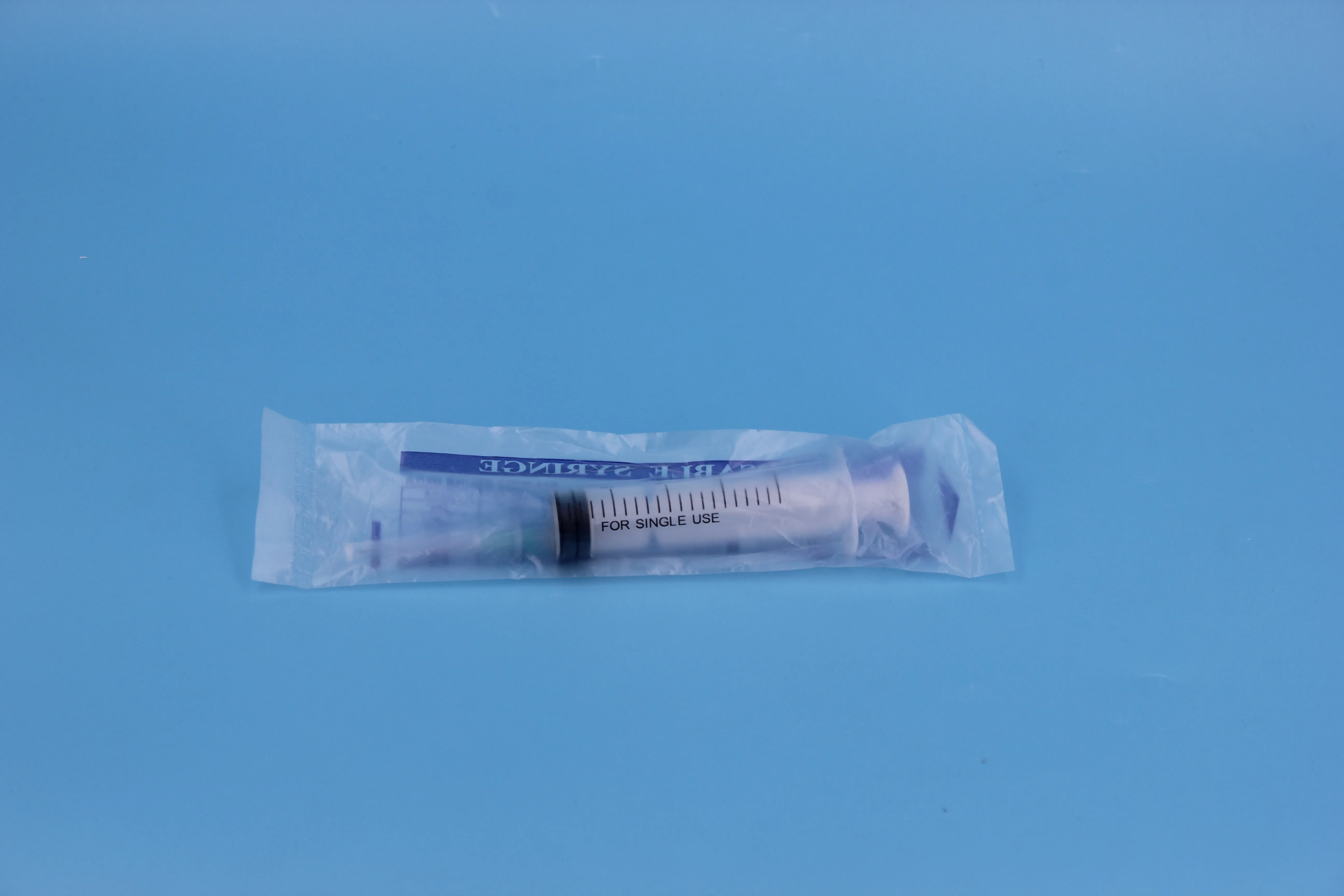 Одноразовый шприц luer slip 1 мл 3