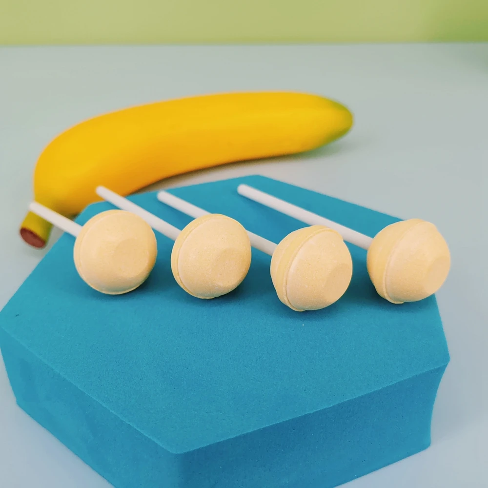 Banana flavor lollipops swirls lollipop mix mixed fruit flavor round lollipops