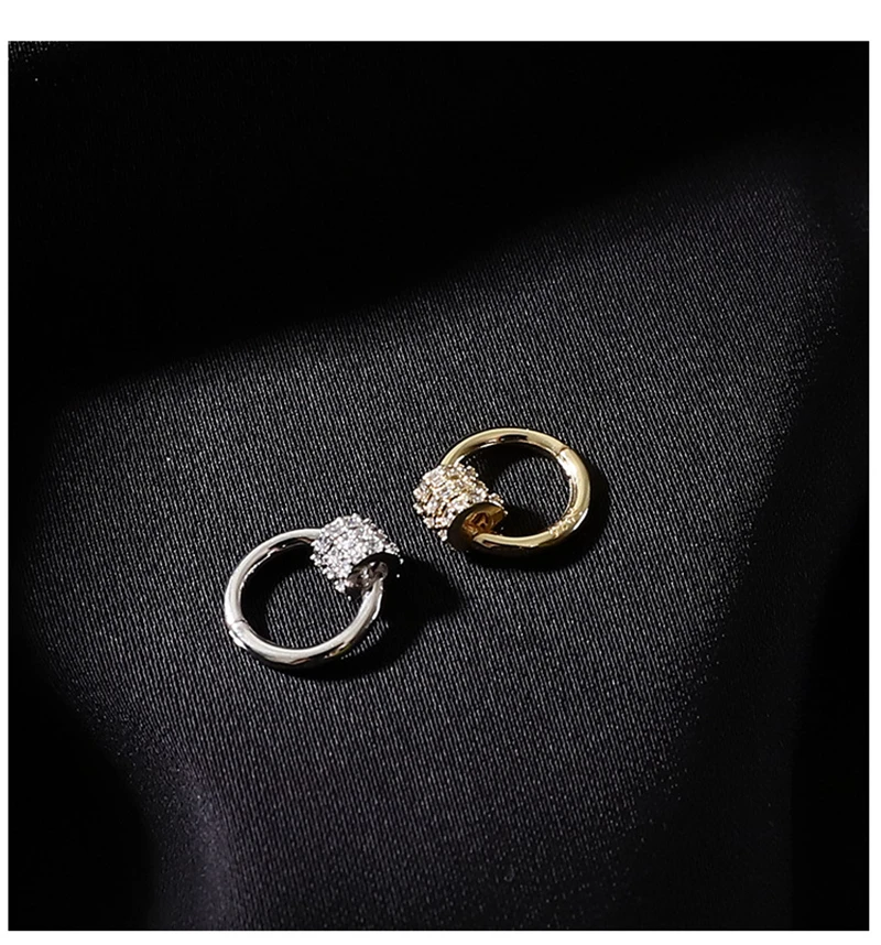 Korea Style Simple Earrings Jewelry Bulk Women Tiny Trendy Silver Color Geometric Three Circle Rhinestone Hoop Huggie Earrings