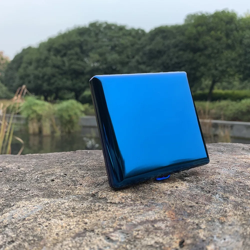 XYH010 Metal Light Colorful Cigarette Holder 20pcs Packing Portable Cigarette Case