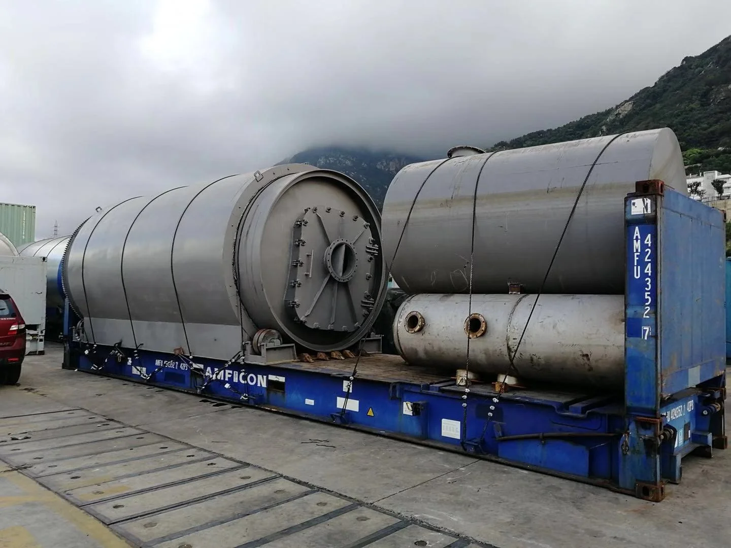 Pyrolysis Plant Waste Rubber/Plastic/Tire to Fuel Oil Recycling Equipment Machine