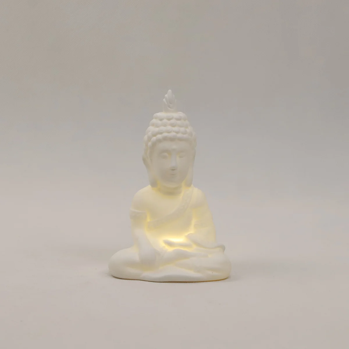 Custom Art Crafts Buddha Sculpture White Ceramic Buddha Statue Ornaments For Gifts Home Decoration