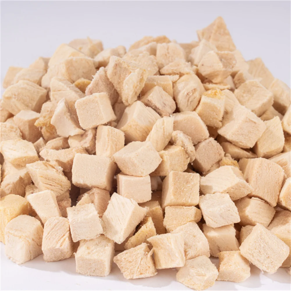 Top Selling Pet Food Freeze-dried Chicken Cubes pet Snacks Freeze Drying Chicken Meat Small Animal Snack