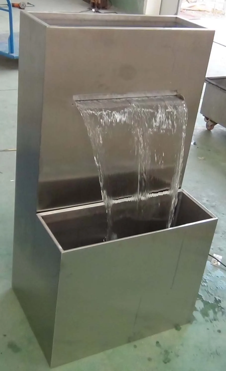 Уличный фонтан водопад с плантатором цветочный горшок из нержавеющей стали
