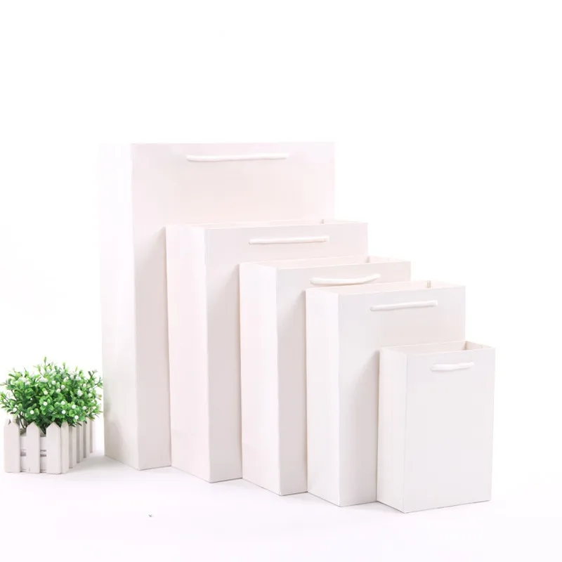 Luxury clothing kraft shopping bag gift bag, customizable logo