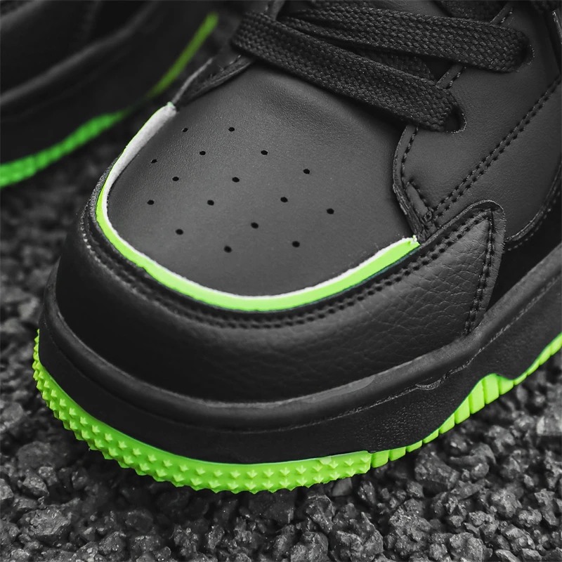 2024 Fashion Trend Custom Sneakers for Men Retro extra wide shoes with Mesh Lining Casual oem unisex sneakers for adult Supplier