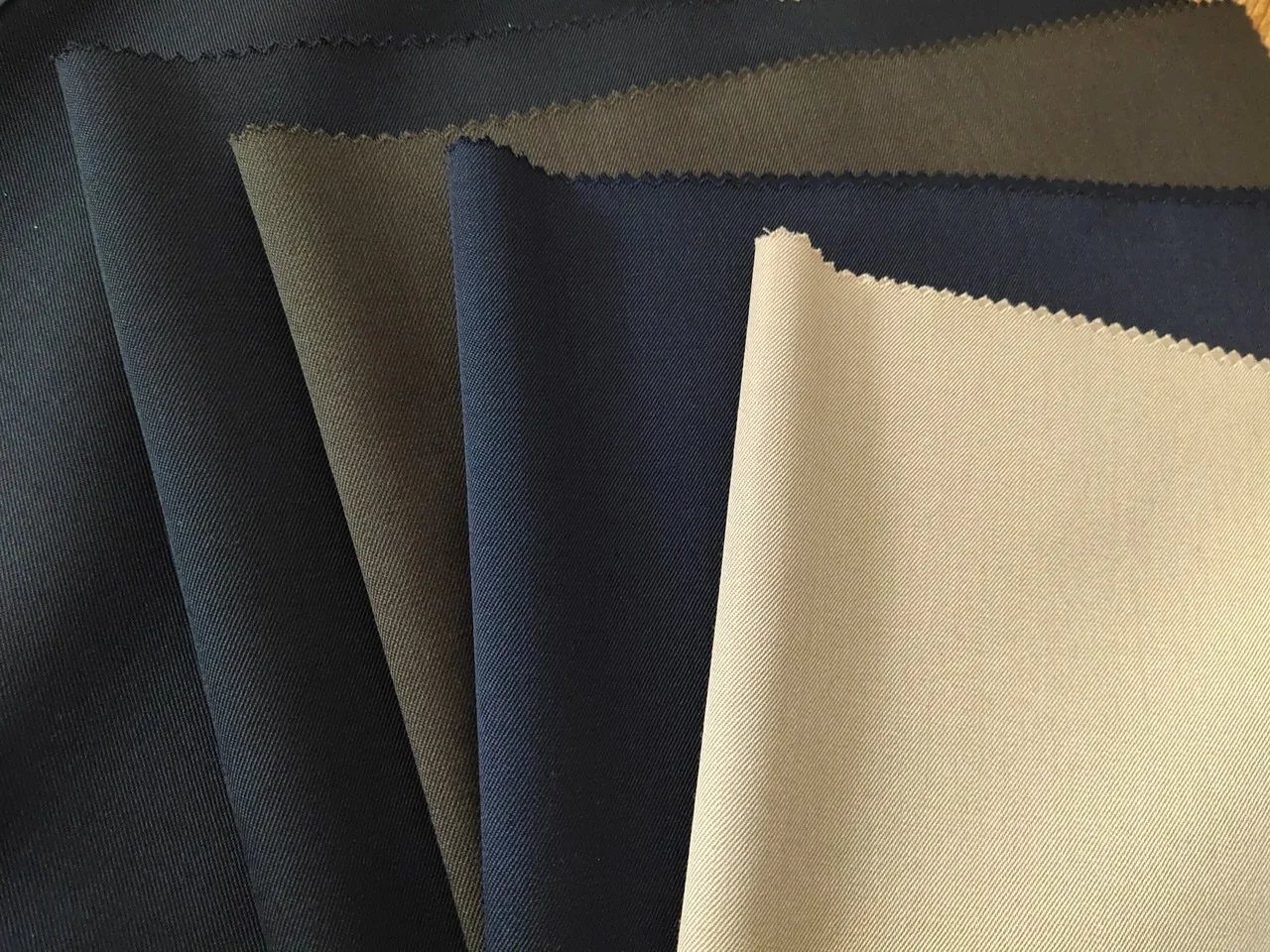 
High quality directly worsted wool fabric for making men suits 