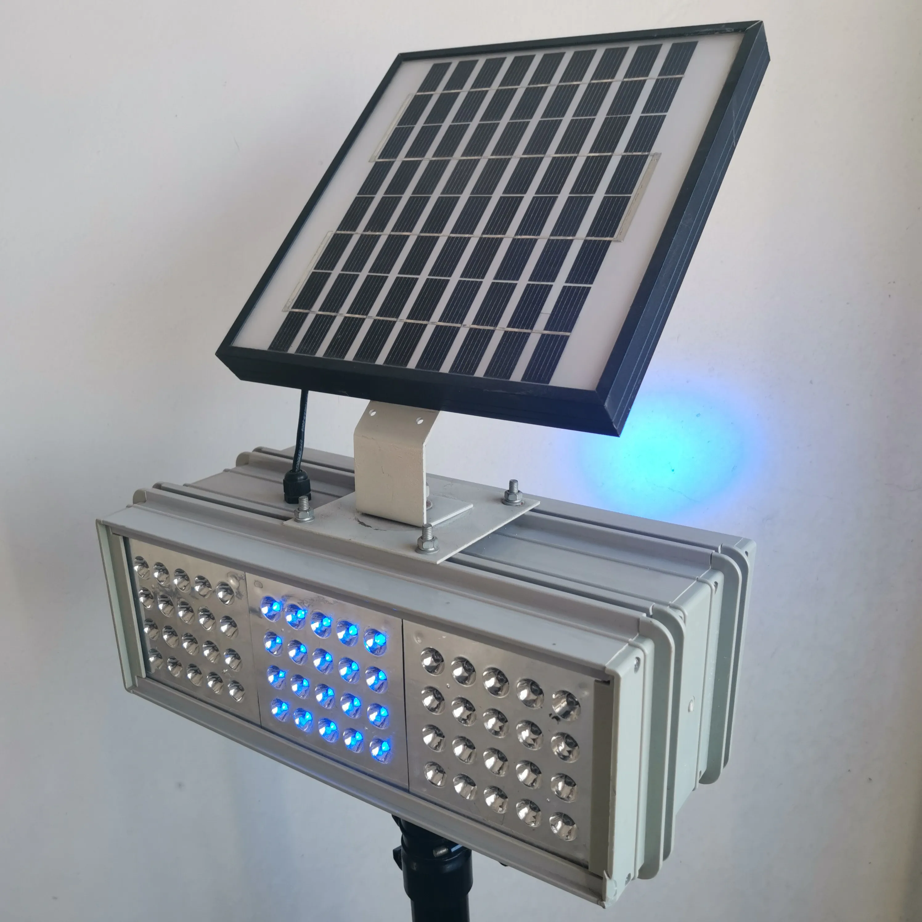 100MM*6 2-Face Solar Traffic Warning Light