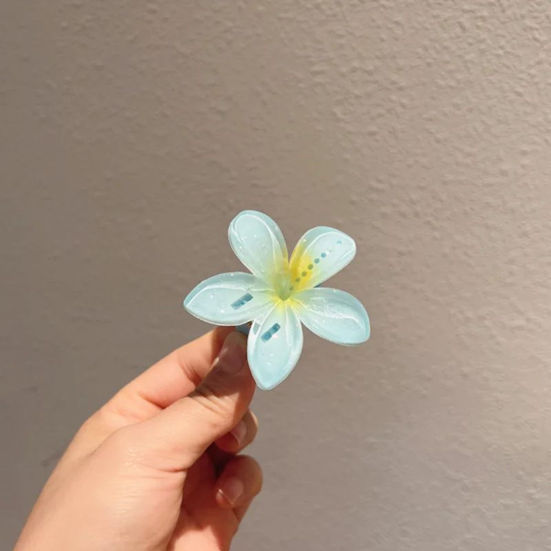 Hawaiian Flower Hair Clip 4.5cm Plumeria Hairpin Clips Women Hawaii Beach Vacation Hair Accessories