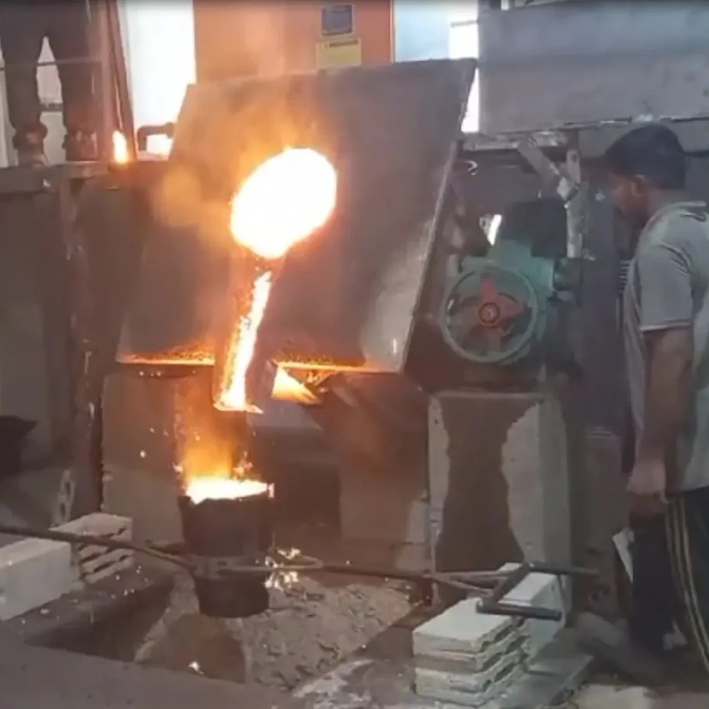High Quality Factory Wholesale Price 250 Kg 500 Kg 1 Ton 2 Ton 3 Ton 5 Ton Steel Cast Iron Aluminum Induction Melting Furnace
