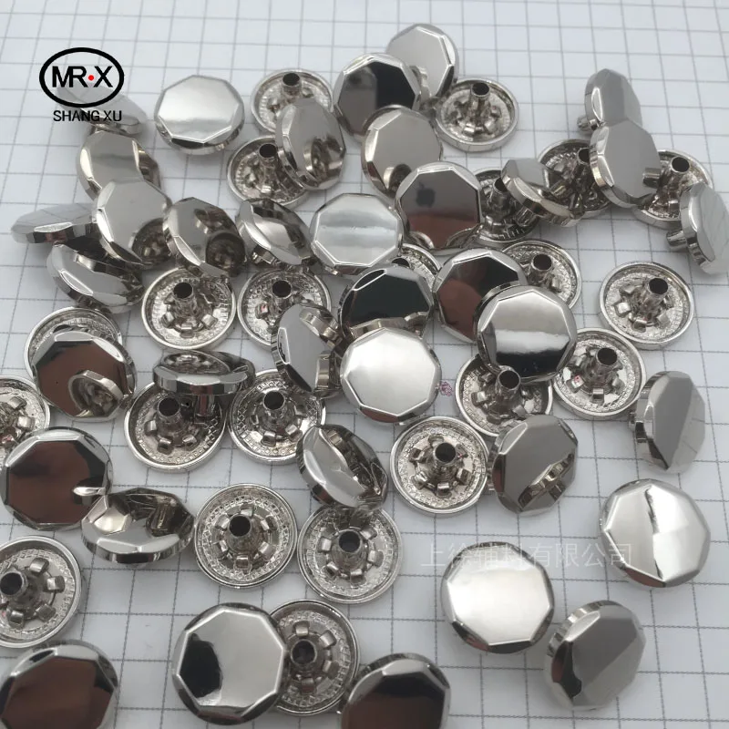 High quality women clothing 18mm 22mm 25mm Round Custom logo design stock metal snap buttons for clothing