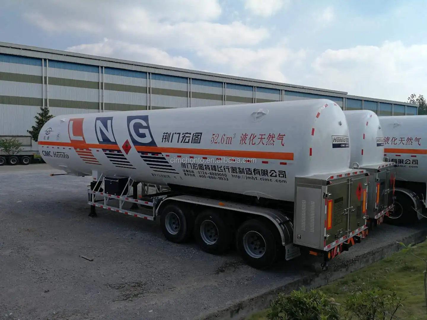 Cryogenic Low Temperature LNG CO2 Industrial Gas Semi Trailer Truck Mobile Tank for Sale