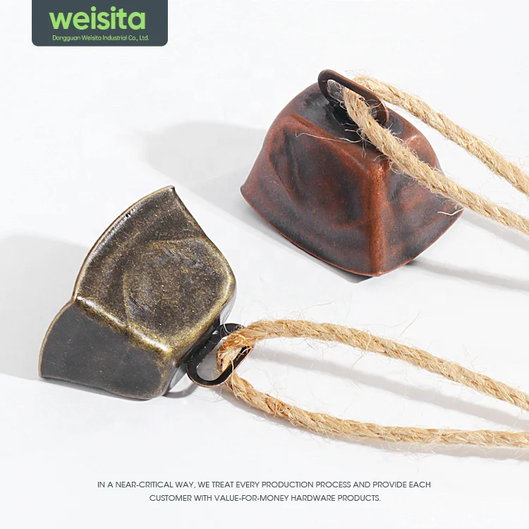 Hot Sales DIY Metal Christmas Pendant Vintage Wrought Iron Wind Chimes Horn Bells Interior Decoration Wall Hanging Twine Bell