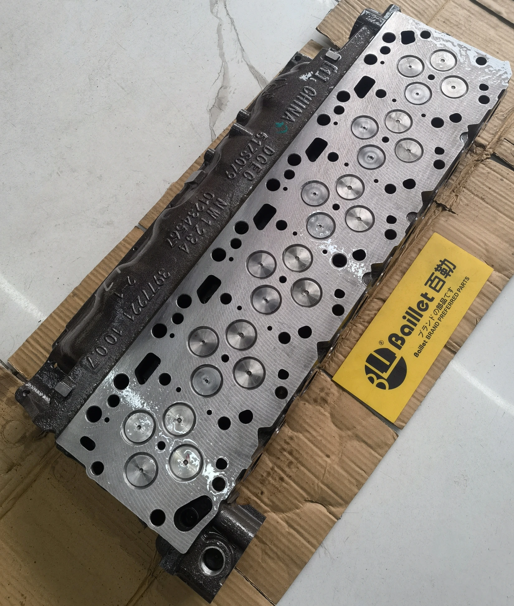 6D107 Excavator Cummins QSB6.7 Cylinder Head 5272457 5361605 4988954 5282721 For Komatsu Cylinder Head Assy
