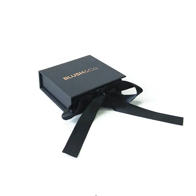 
Luxury design christmas suitcase gift box cardboard box with handle, packaging box with ribbon, box gift packaging can customize low MOQ 