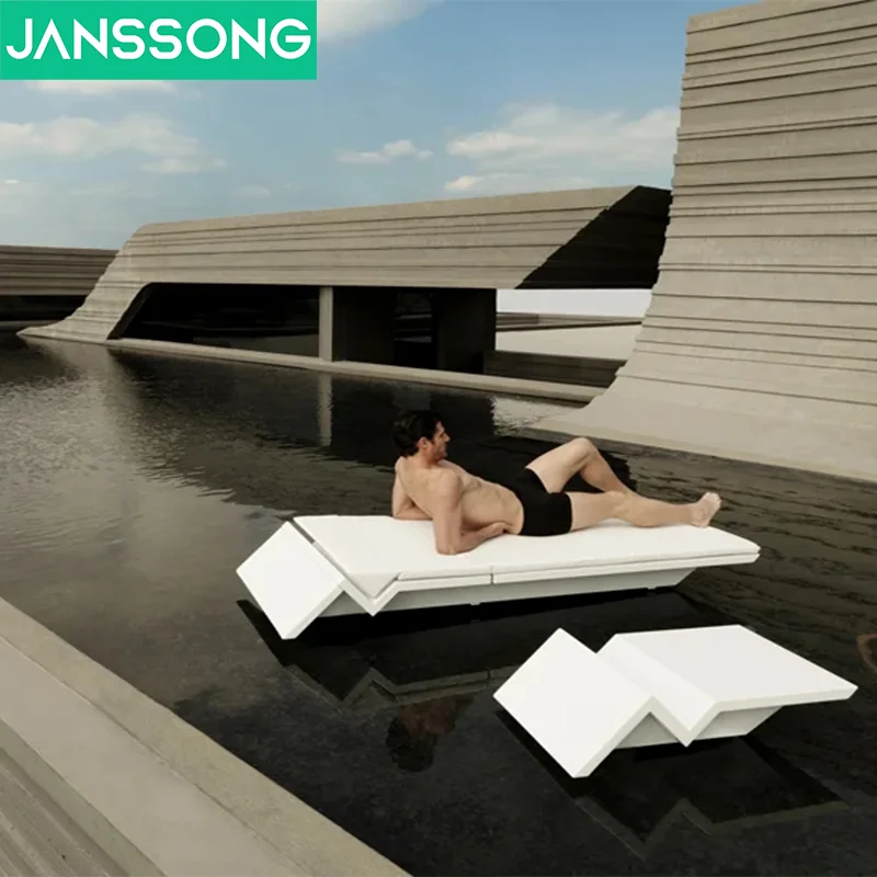 Luxury Hotel Pool Chaise Lounge Garden Beach Sun Lounger
