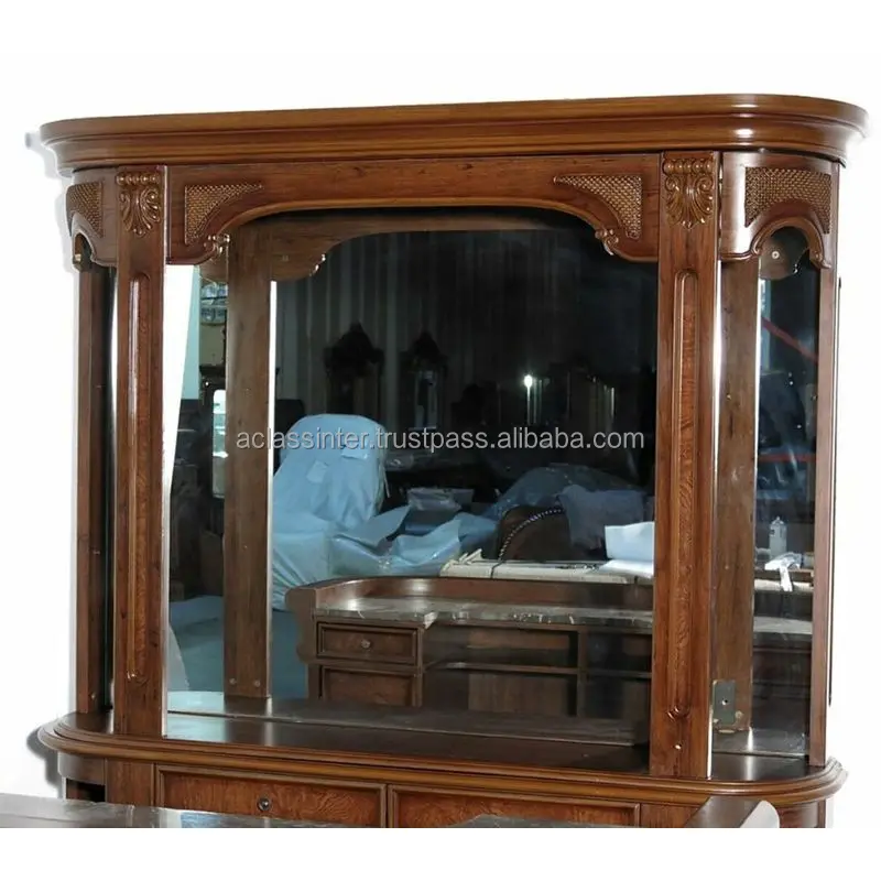 
Dubai Counter Bar Table is the exquisite Bar Table Premium in a luxurious style bar furniture 