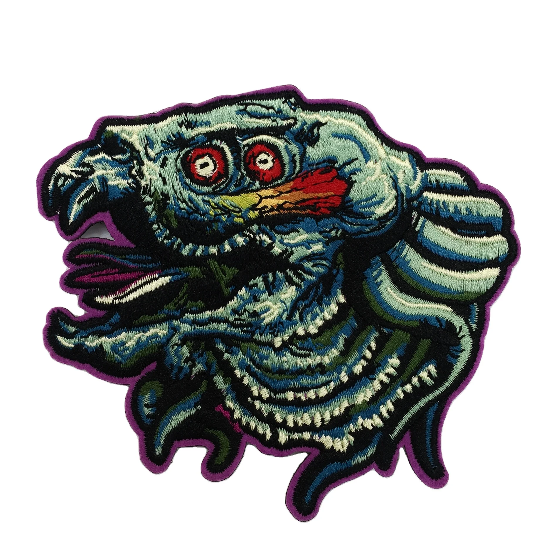 Appliqued garments Heat pressed custom embroidered badges Iron-on patches Tiger embroidered patches