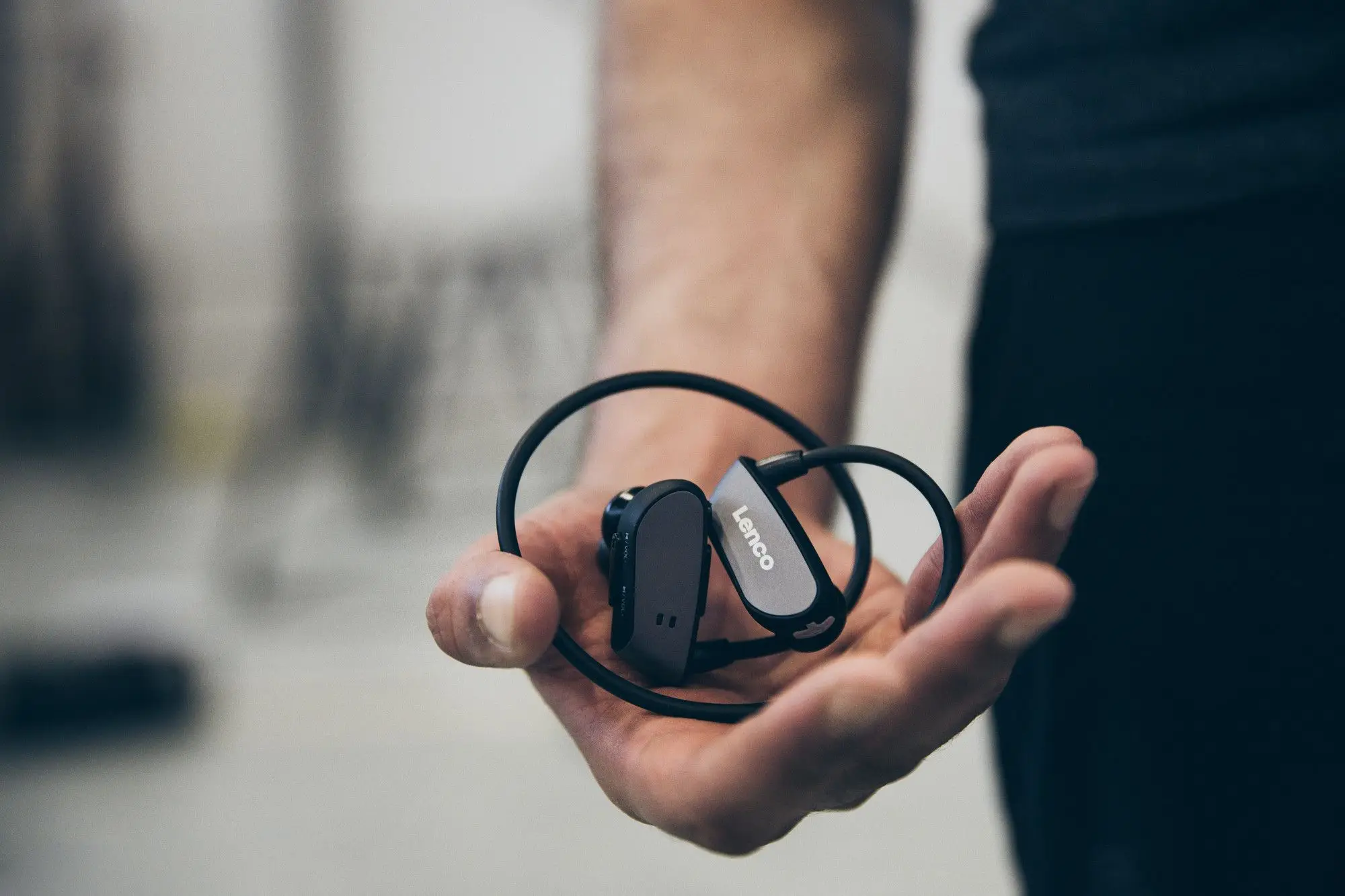 Audio Sports Stereo IPX8 Swimming waterproof BT Wireless earphone MP3 Musi Player