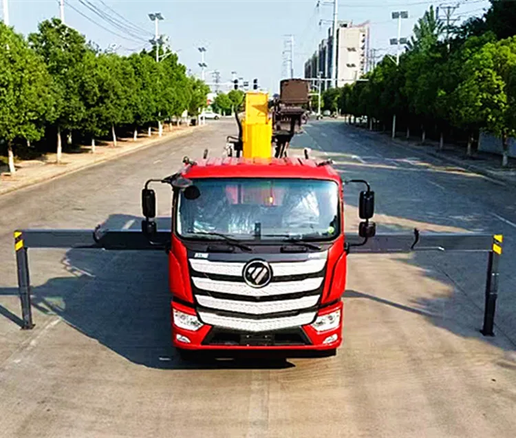 FOTON 4x2 автокран 8 тонн 4-й кран 2-360 заказной для продажи