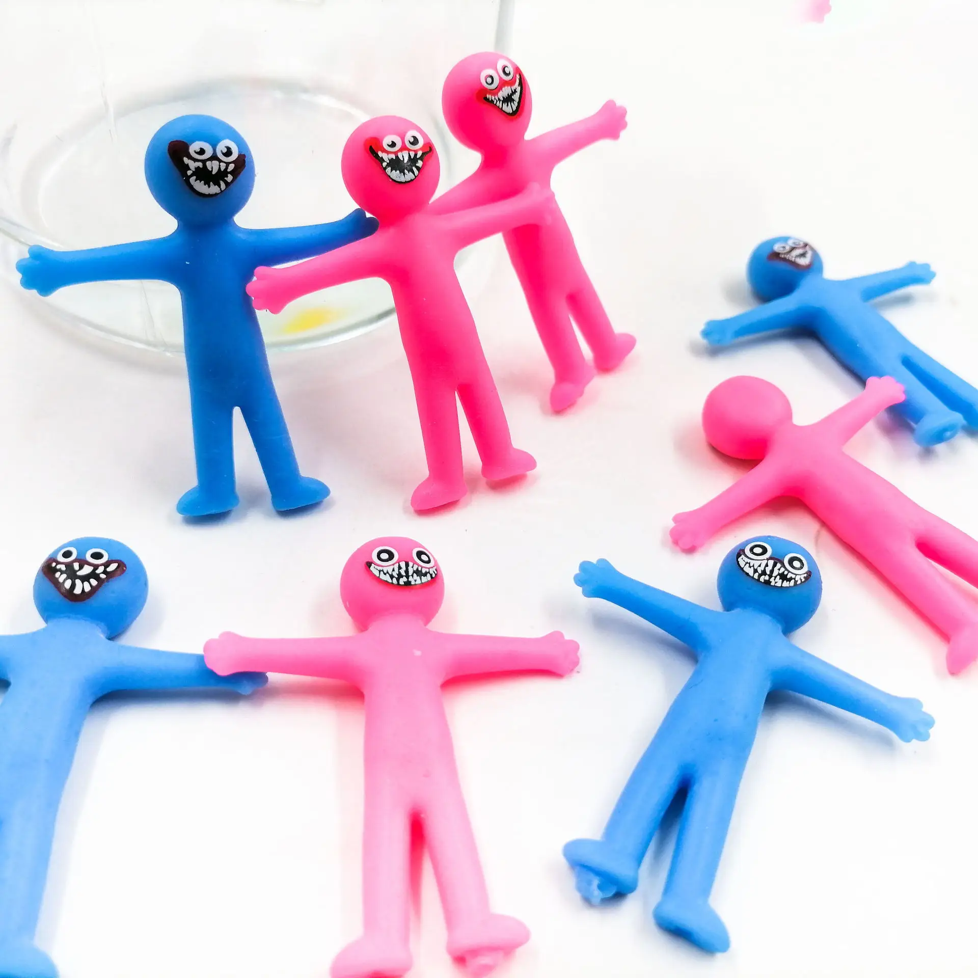 1665 TPR material decompression Bobbi villain stretchable soft glue expression doll elastic ejection toy