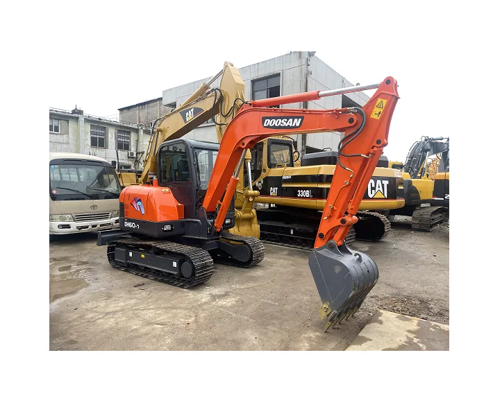 Low Price Used Mini 6Ton DOOSAN DH60-7 Crawler Excavator
