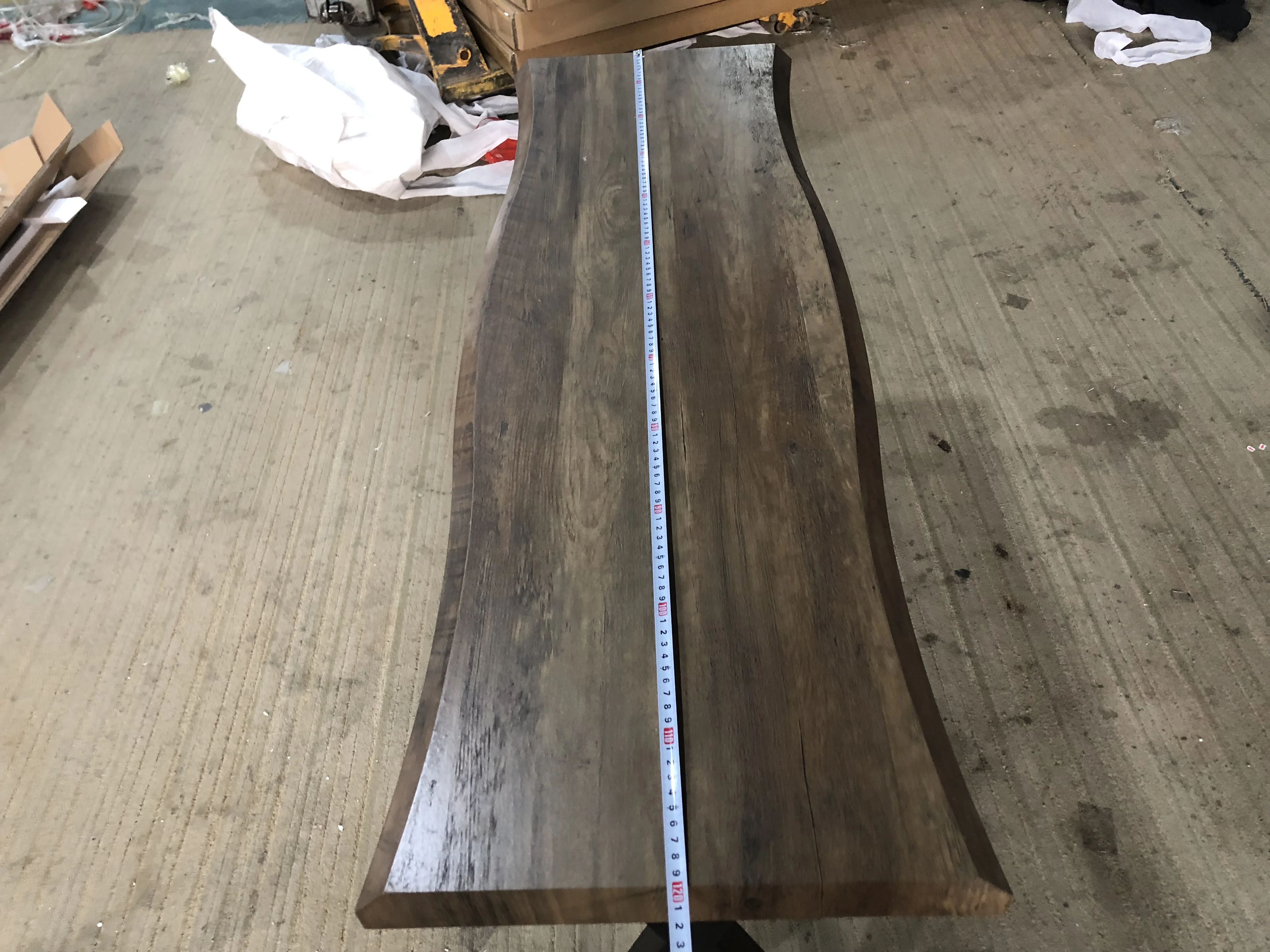 Wholesale Wooden TV Desk Modern Metal Frame MDF Wavy Edge Home Furniture Table TV Stand for Living Room