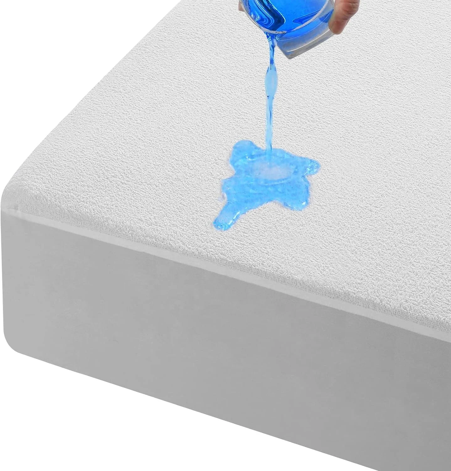 Elegant wrinkle-resistant queen mattress protector with zipper made ofJersey Cotton, odor-resistant bed cover mattress protector