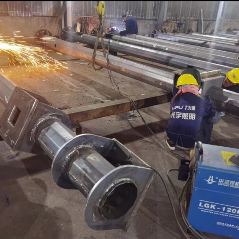 Hot Sale 3M 6M 8M 10M 12M Parking Lot Galvanized Steel Street Light Poles