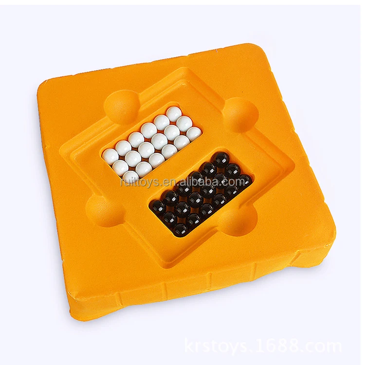 Children Intellectual Two Mind Twisting Game French Pentago Chess Board Game