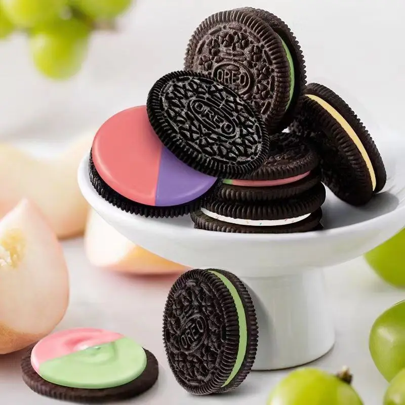 wholesale Oreos 97g Peach Oolong Cream Matcha Sandwich Cookies