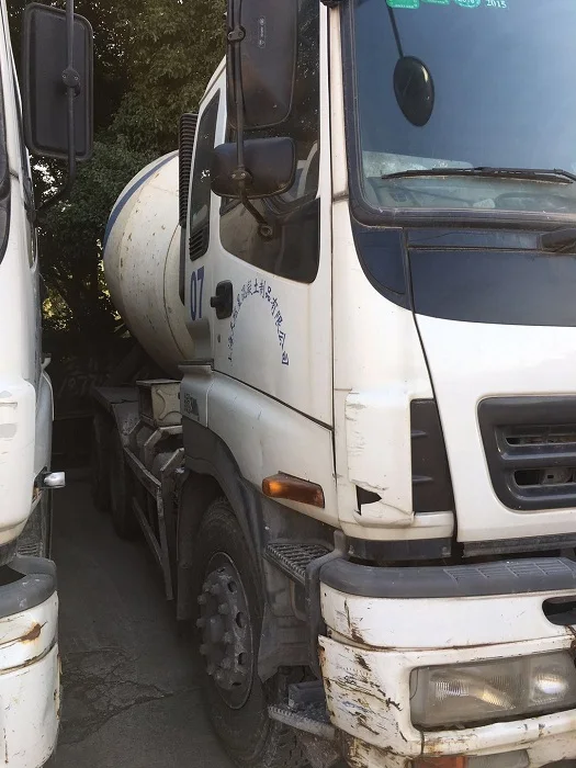  Б/у автобетономешалка Isuzu Cyz с 6 цилиндрами/автобетономешалка Hino Nissan Fuso 8m3 10m3