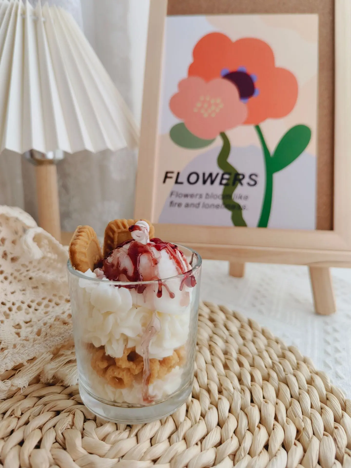 Hot Sale Scented Wedding Gift 2024 New Cute Scented Deodorized Candles Long Burning Soy Wax Dessert Candle