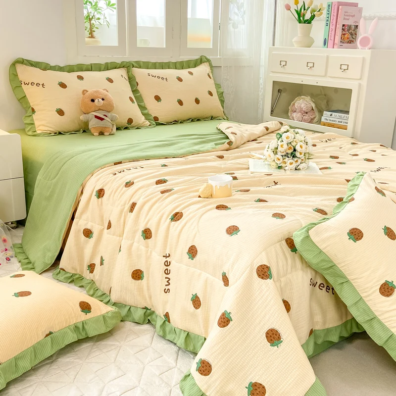 Grade A soft microfiber custom digital printed floral quilt 100% cotton quilting fabric set king size
