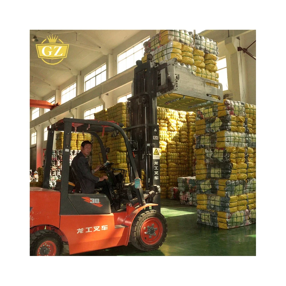 GZ Popular Carefully Category Used Clothes Bales, Premium A Grade Canada Used Clothes Bales