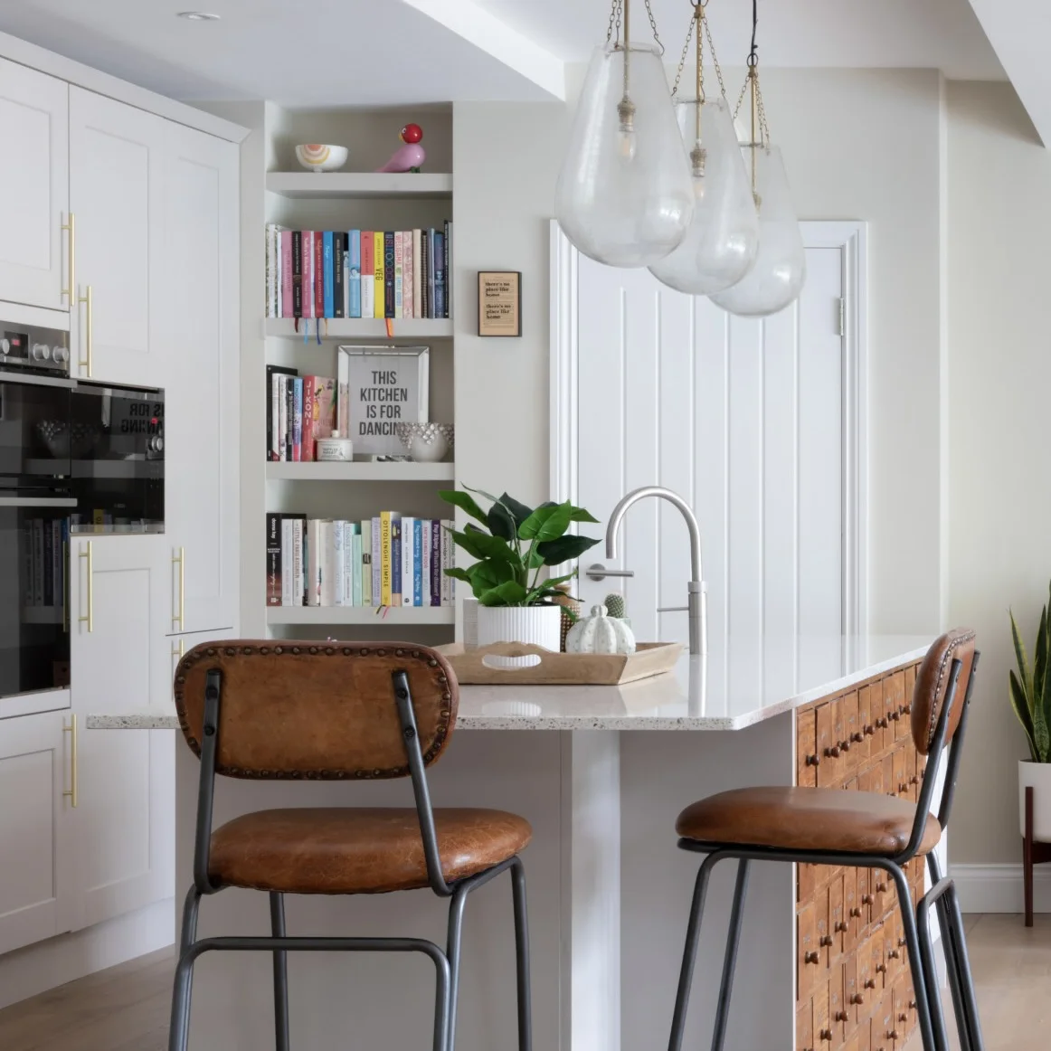 Luxury modern smart modular kitchen design wooden furniture veneer door panel economic wood wall kitchen cabinet with island
