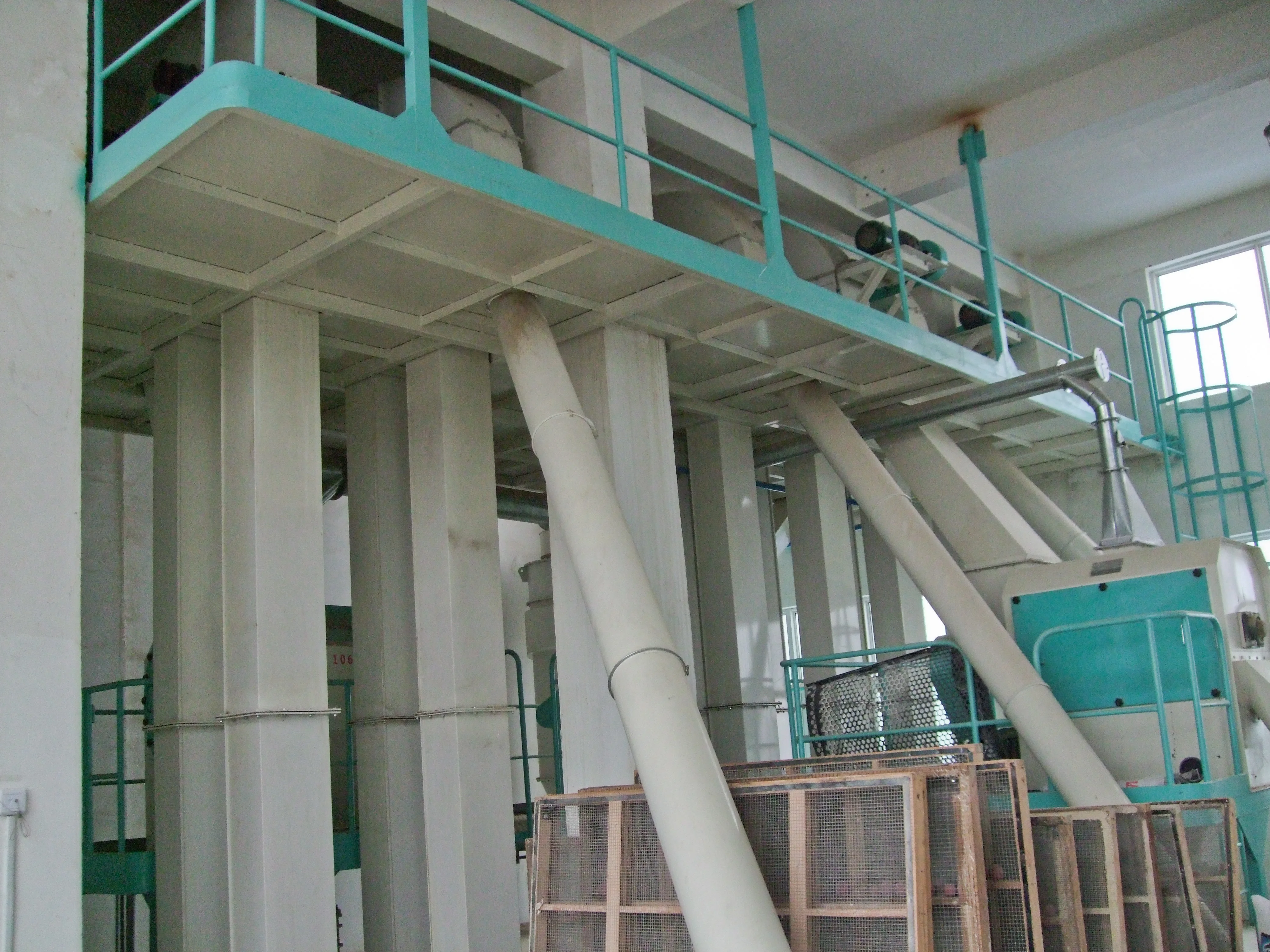Feed Mill Plant 25Ton Poultry Livestock Mash Feed Making Plant