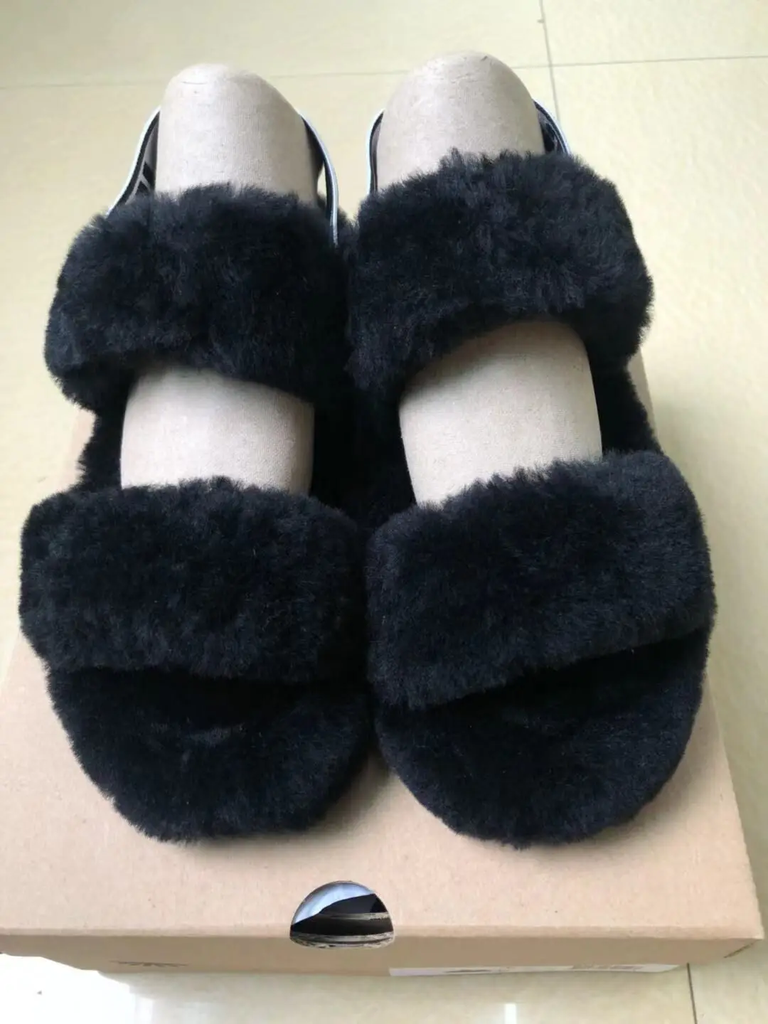 
Uggh Slippers Sandals Manufacturers 2021 Summer Fashion Uggging Fluff Yeah Oh Yeah Slide Slippers For Women And Ladies 