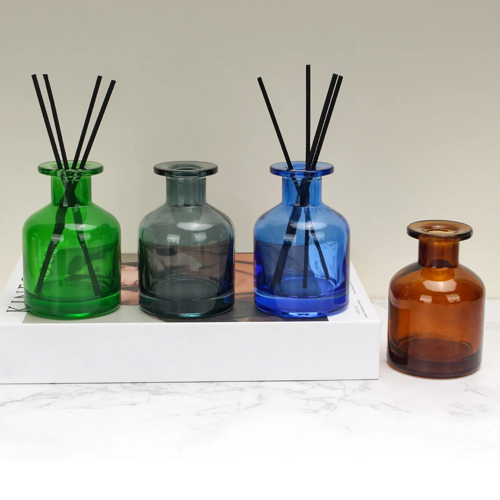 Custom Logo Packaging Caps 125ml 250ml Clear Empty Luxury Aroma Reed Diffuser Aromatherapy Bottles Glass With Box For Home Decor