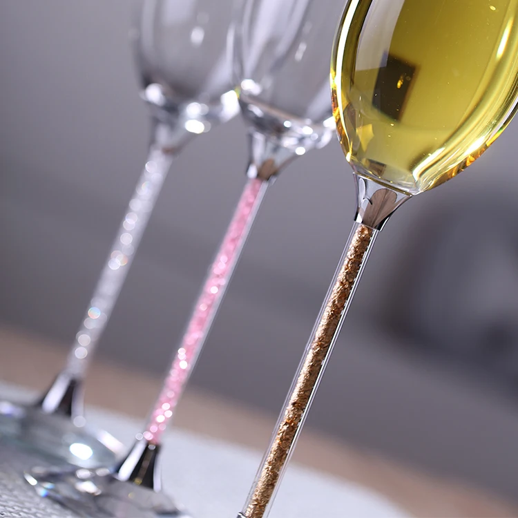 Glassware Manufacturer Handmade 260ml wholesale wine glasses Champagne Cup Flute Cup with Diamond for Wedding