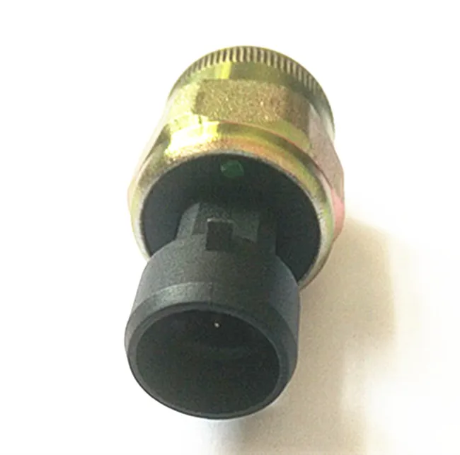 High quality Dongfeng Tianlong Truck Engine Spare Parts DCi11 Oil Pressure Sensor D5010437049