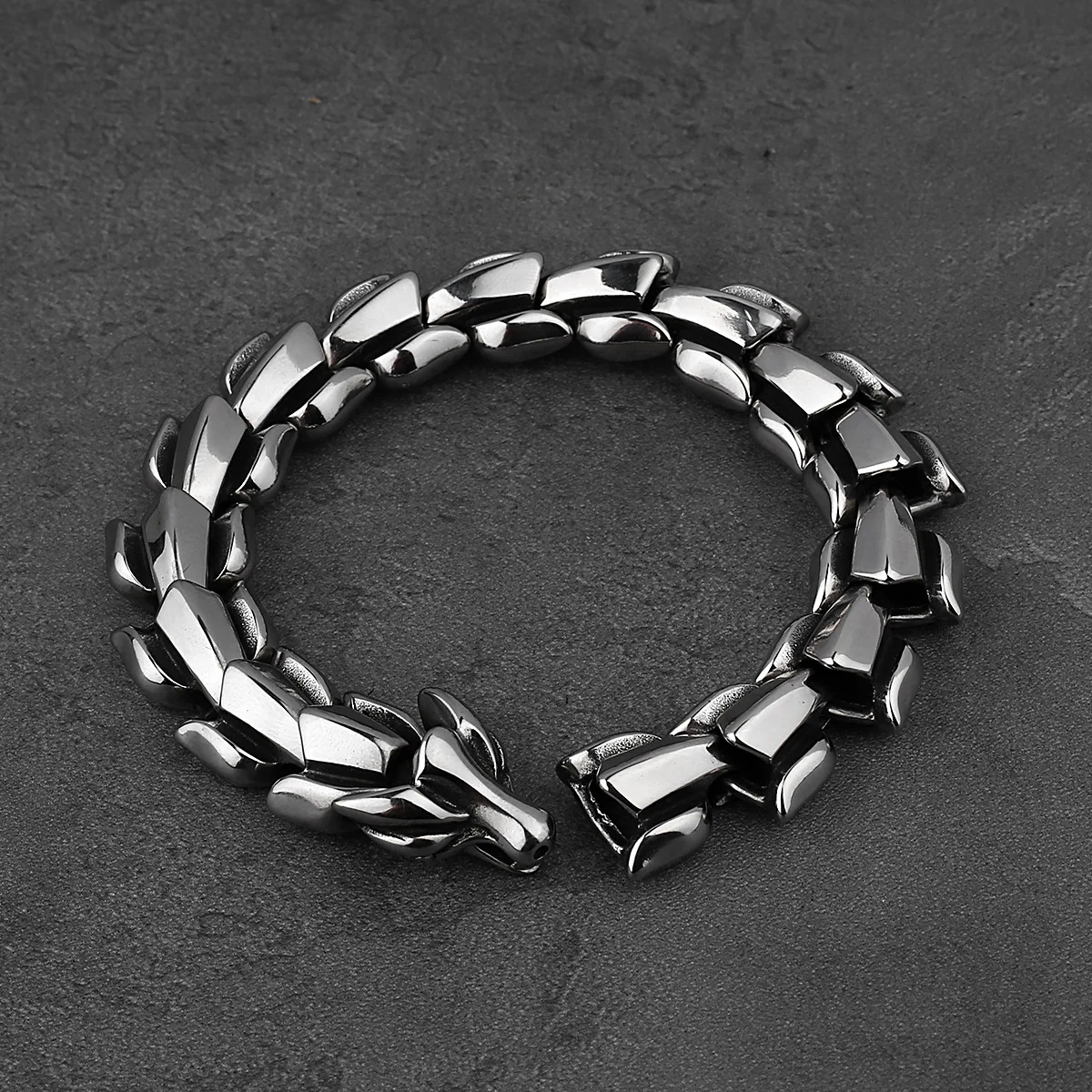 Snake Ouroboros Dragon Bone Bracelet Mens Stainless Steel Leo Dragon Titanium Bracelet High quality Jormungandr Chain