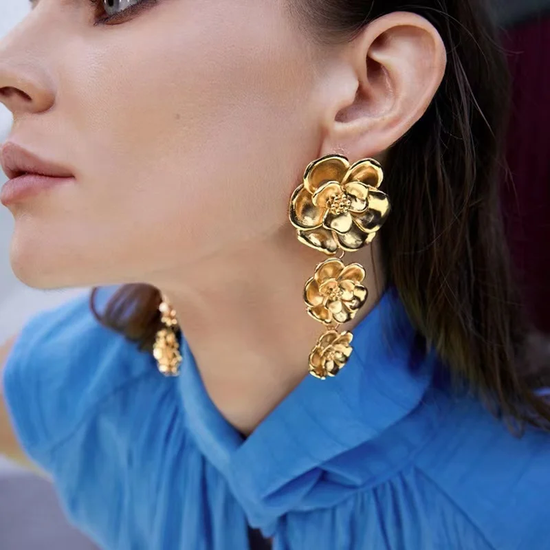 New retro exaggerated ethnic style flower  Style long hipster earrings with everything