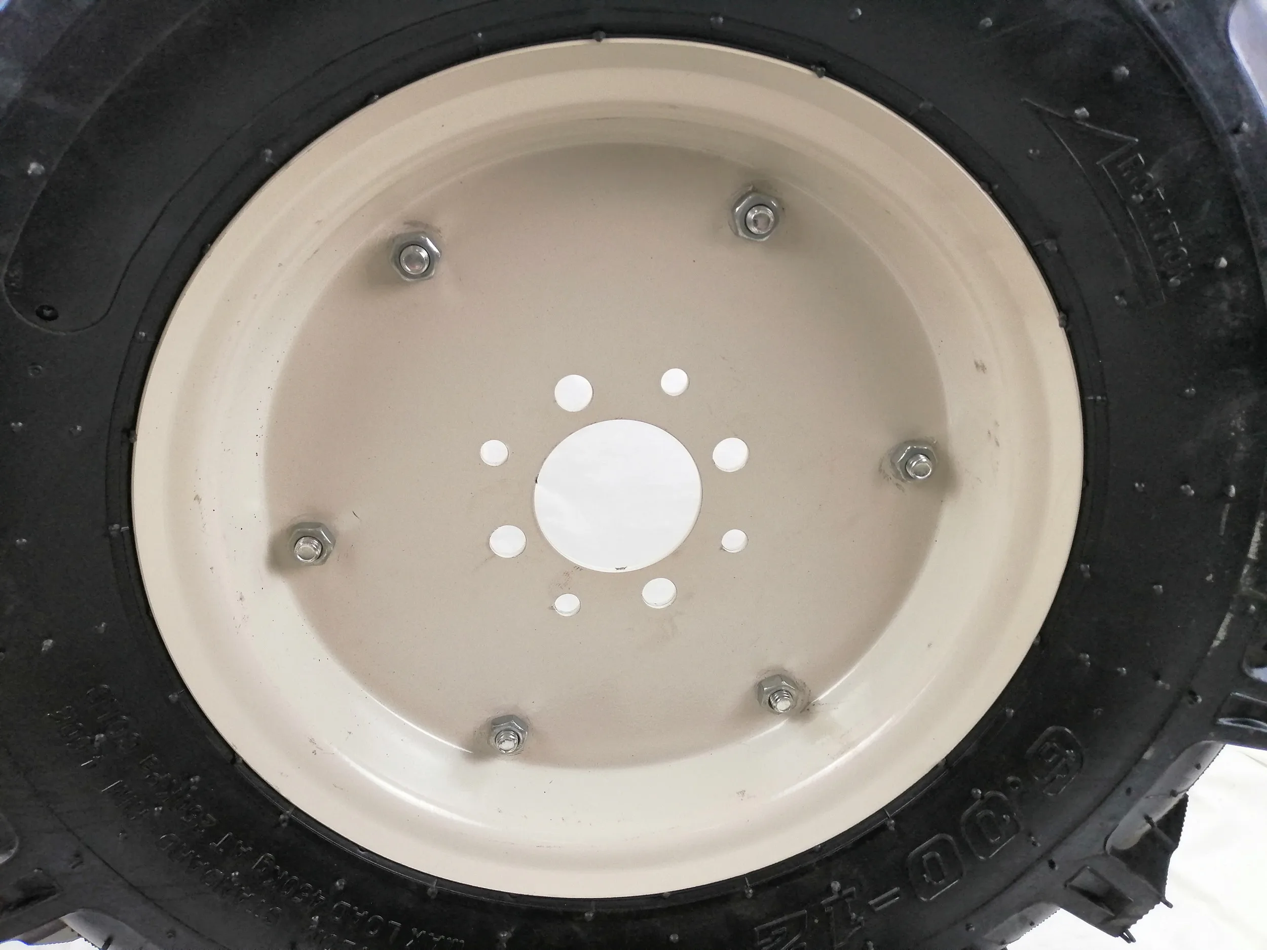 Chinese cheap farm implement tractor tyre agricultural wheel 6.00-12